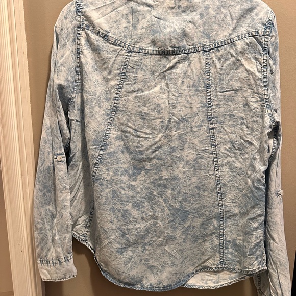 Thread & Supply Blue Acid Wash Denim Shirt large - Picture 4 of 4